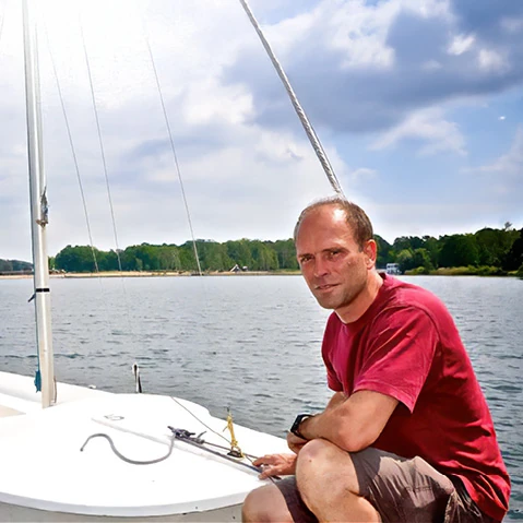 Duurzaam herstel van polyester boten