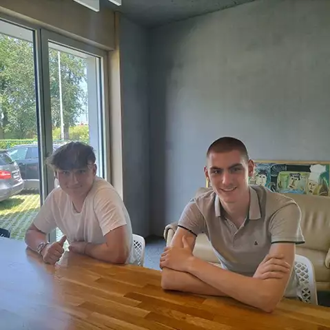 Matti en Thibault kijken terug op hun stage bij Escala